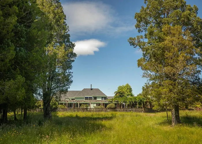 Woodland Glen Lodge B&B